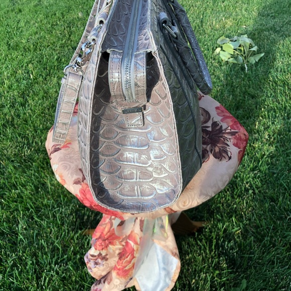 Sold! Brahmin Silver Pamilla Arden - Picture 12 of 13